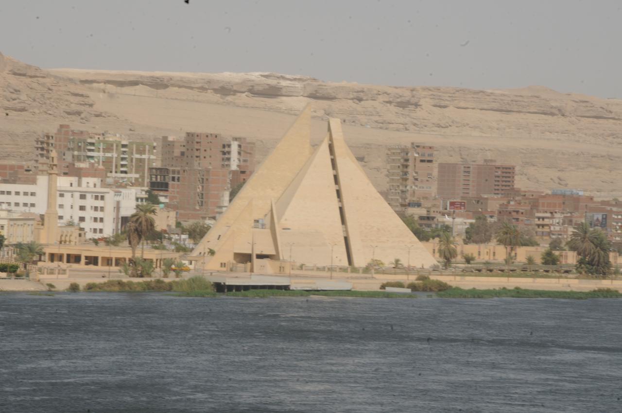 King Akhenaton Hotel Al Minya Buitenkant foto